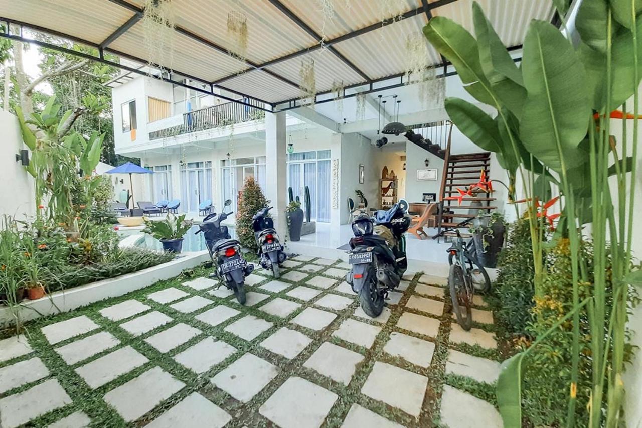 Griya Bstc At Desa Wisata Kauh